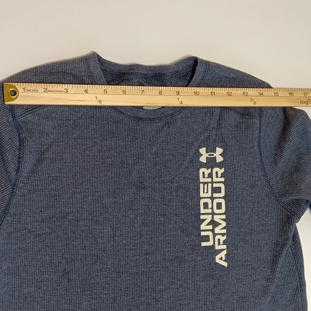 Under Armour Boys LG Gray Thermal Long Sleeve‎ Shirt Youth Large Athletic Fit E8